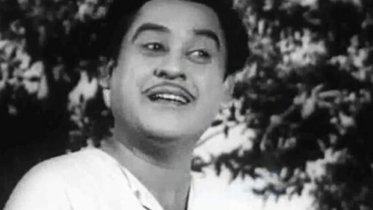 Se Jeno Amar Pashe Ajo Bose Ache Lyrics